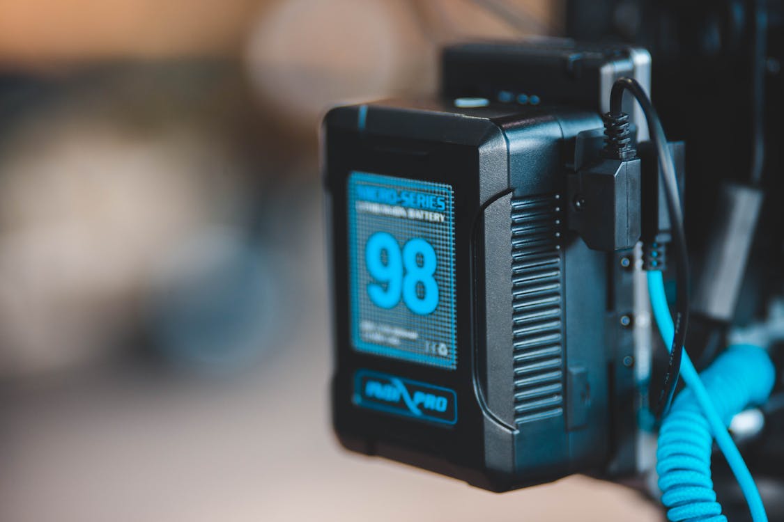 Que Peut Alimenter une Station Électrique Portable ? Guide Complet + Calculateur
