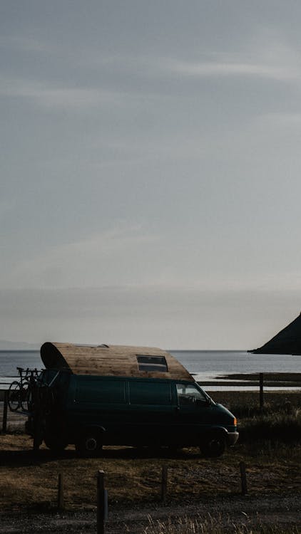 Quelle Station Électrique pour un Camping-Car ? Guide Complet 2026